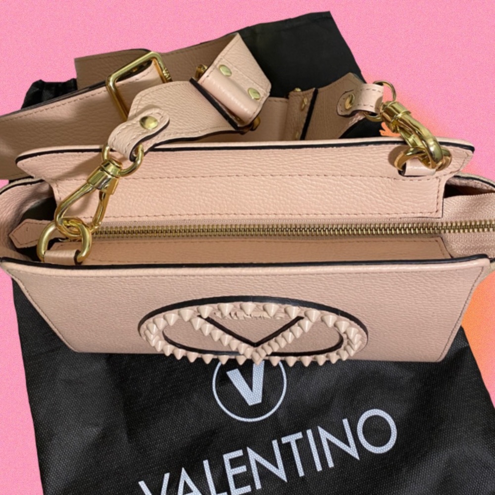 COPY - valentino kiki rock studded leather crossb…
